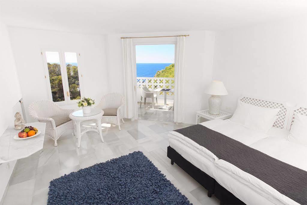 Hotel Village Cala Vadella  Zewnętrze zdjęcie